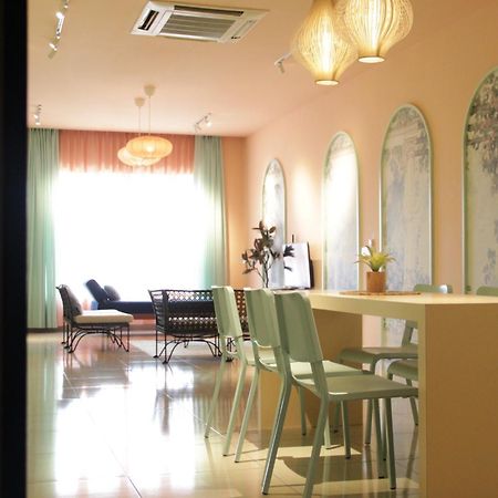 Octagon Ipoh By Plush Exteriör bild